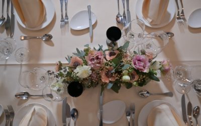 Notre salle est modulable et parfaitement adaptable à toutes les configurations de repas et banquets